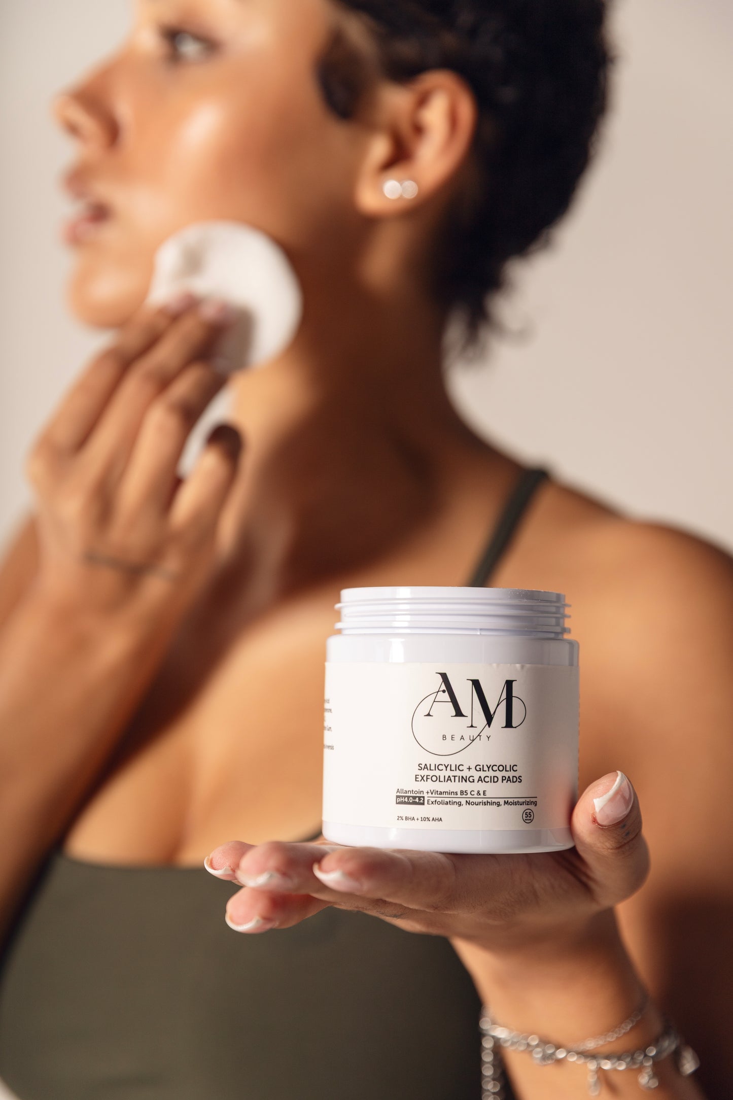 Glycolic + Salicylic Exfoliating Acid Pads